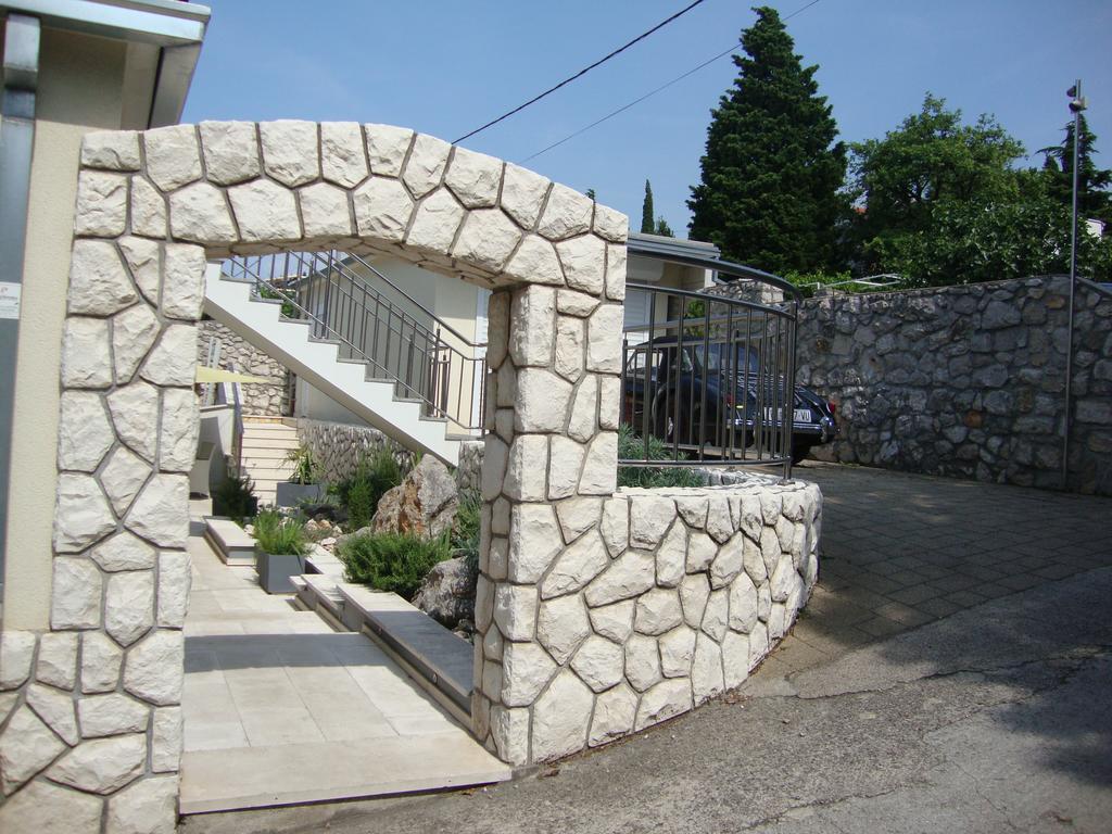 Apartments Ilona Novi Vinodolski Kültér fotó