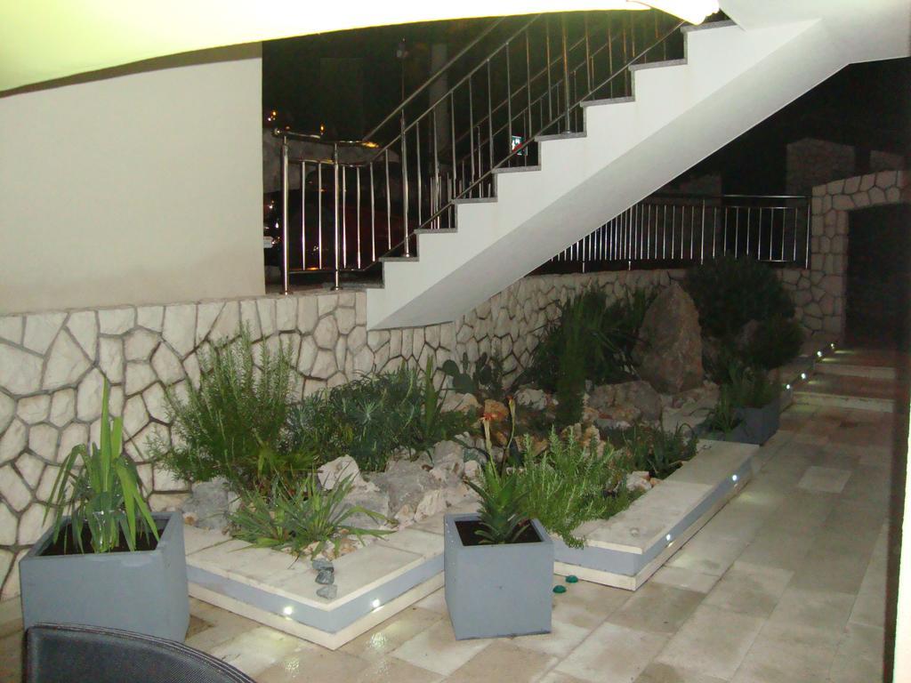 Apartments Ilona Novi Vinodolski Kültér fotó