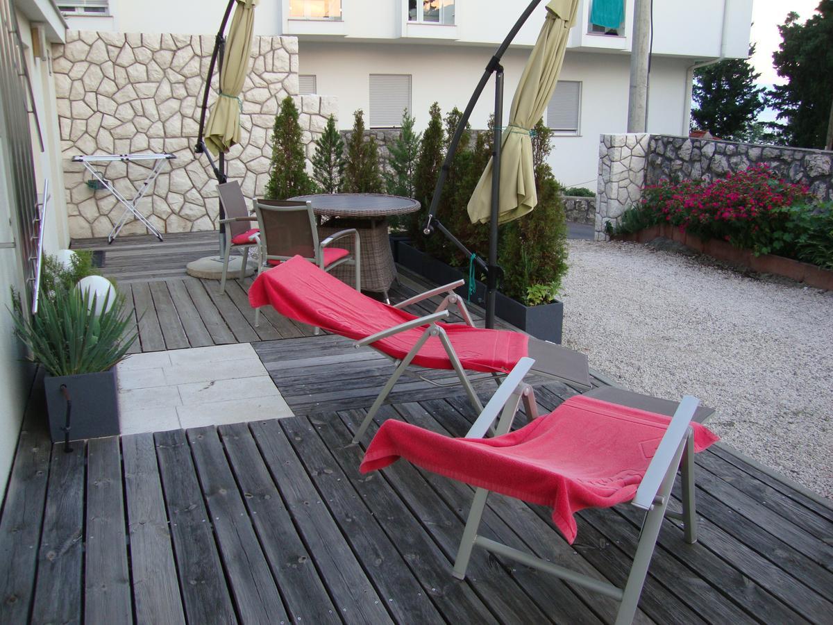 Apartments Ilona Novi Vinodolski Kültér fotó